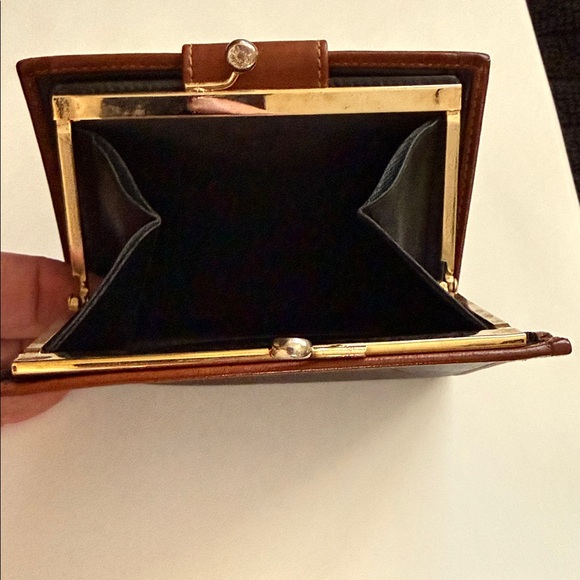 Celine Kisslock Black and Brown Leather Wallet - Picture 5 of 14